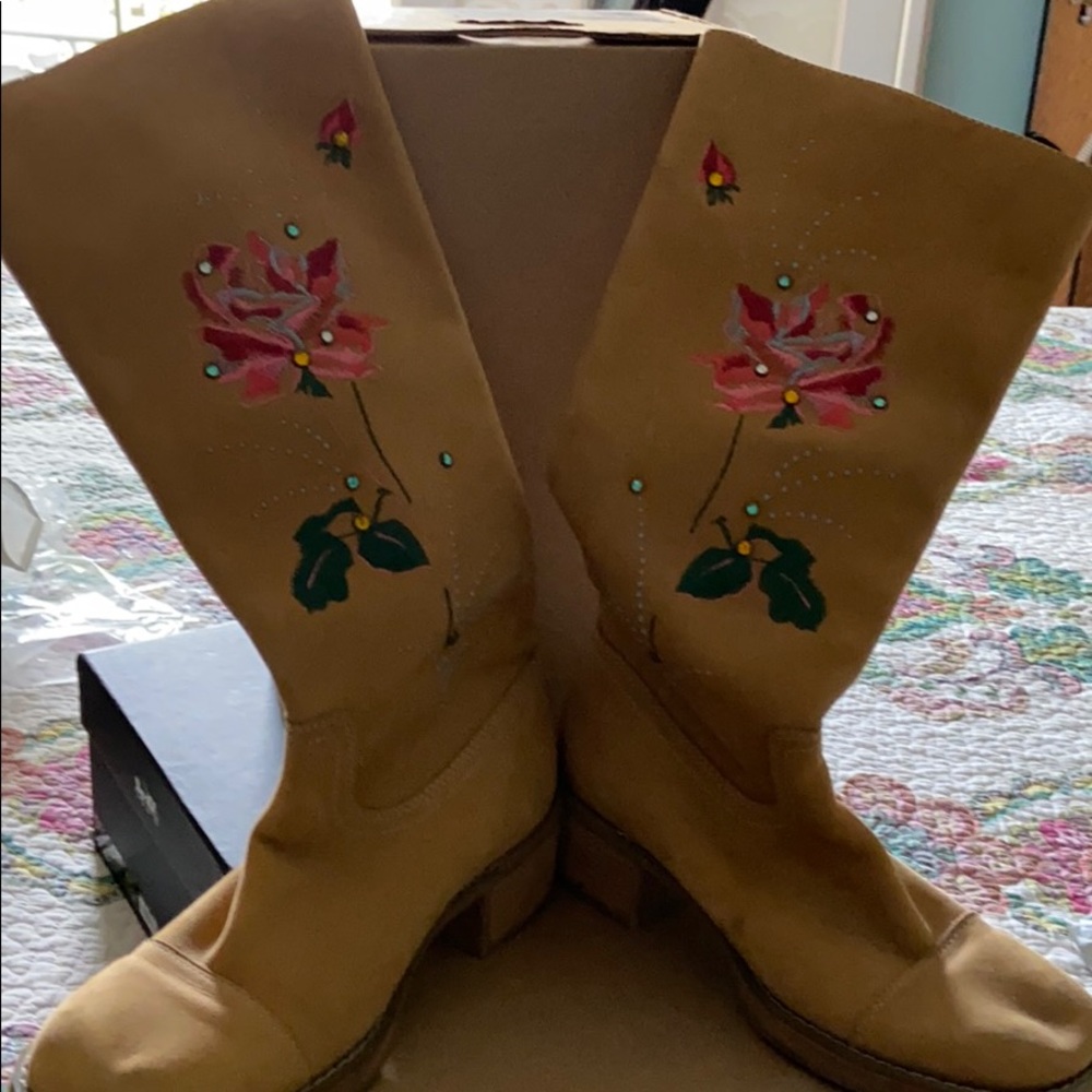Seychelles boots